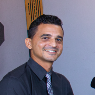 Dc. Davi Rezende Domiciano
